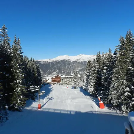 Cosy 60m² - 1850 - 4 Pers - Aux Pieds, Balcon, Parking, Wifi Inclus - Fr-1-631-110 * Courchevel