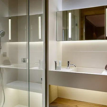 Cosy 60m² - 1850 - 4 Pers - Aux Pieds, Balcon, Parking, Wifi Inclus - Fr-1-631-110 Apartment *